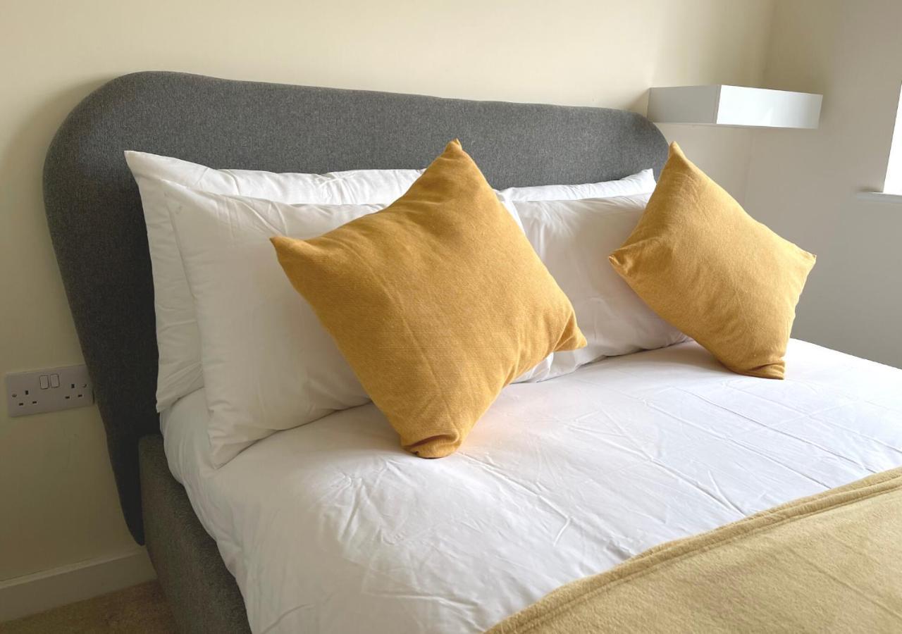 Ashford Holiday Home Sleeps 6 Free Parking Wifiアシュフォード エクステリア 写真