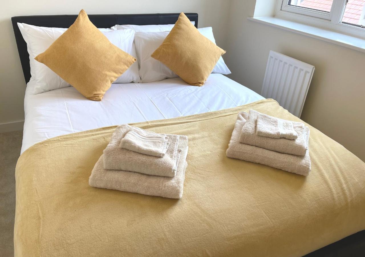 Ashford Holiday Home Sleeps 6 Free Parking Wifiアシュフォード エクステリア 写真